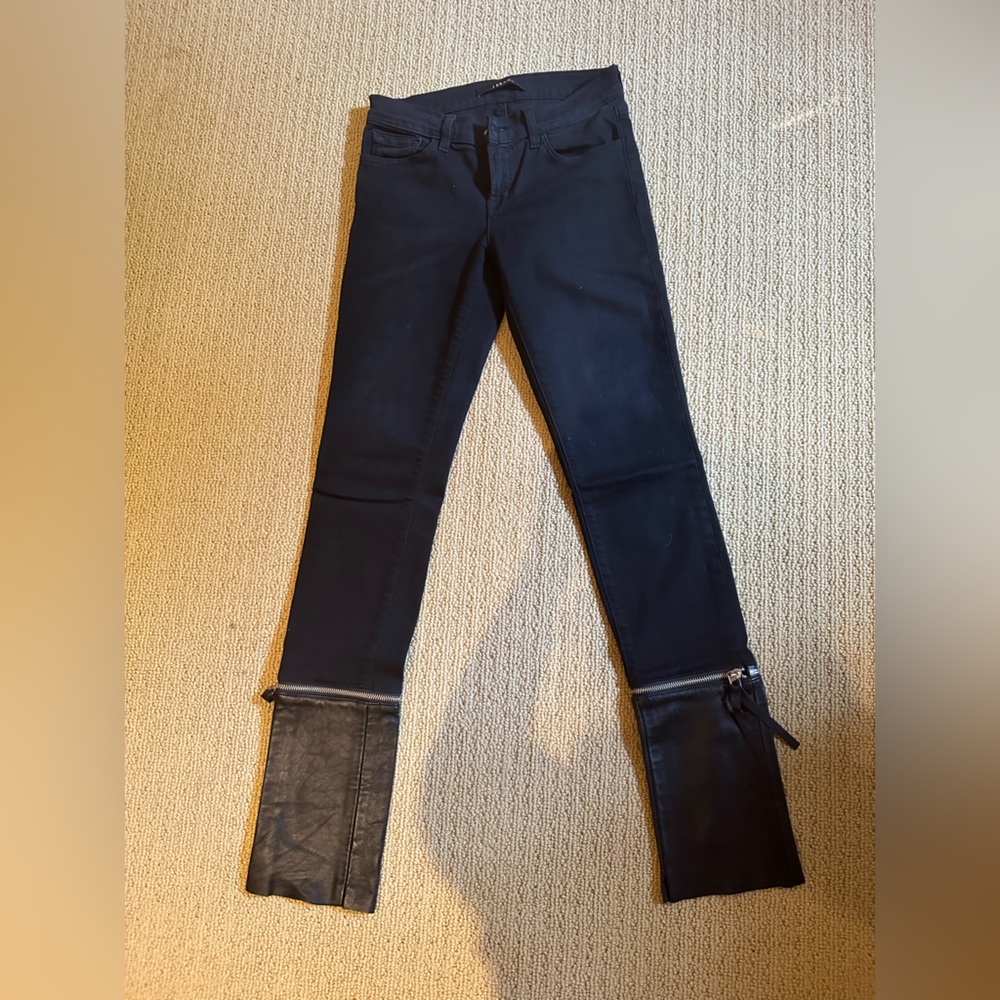 J BRAND "Alley Cat" black skinny jeans leather zip cuffs sz 25 mid-rise stretch